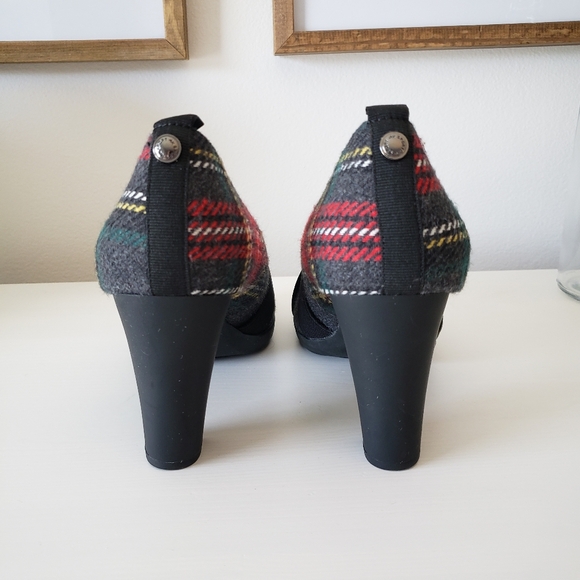 Anne Klein Sport Plaid Pumps Size 9M - Picture 6 of 10